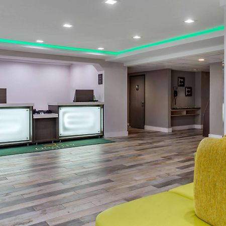 Quality Inn Murfreesboro-University Area Екстериор снимка