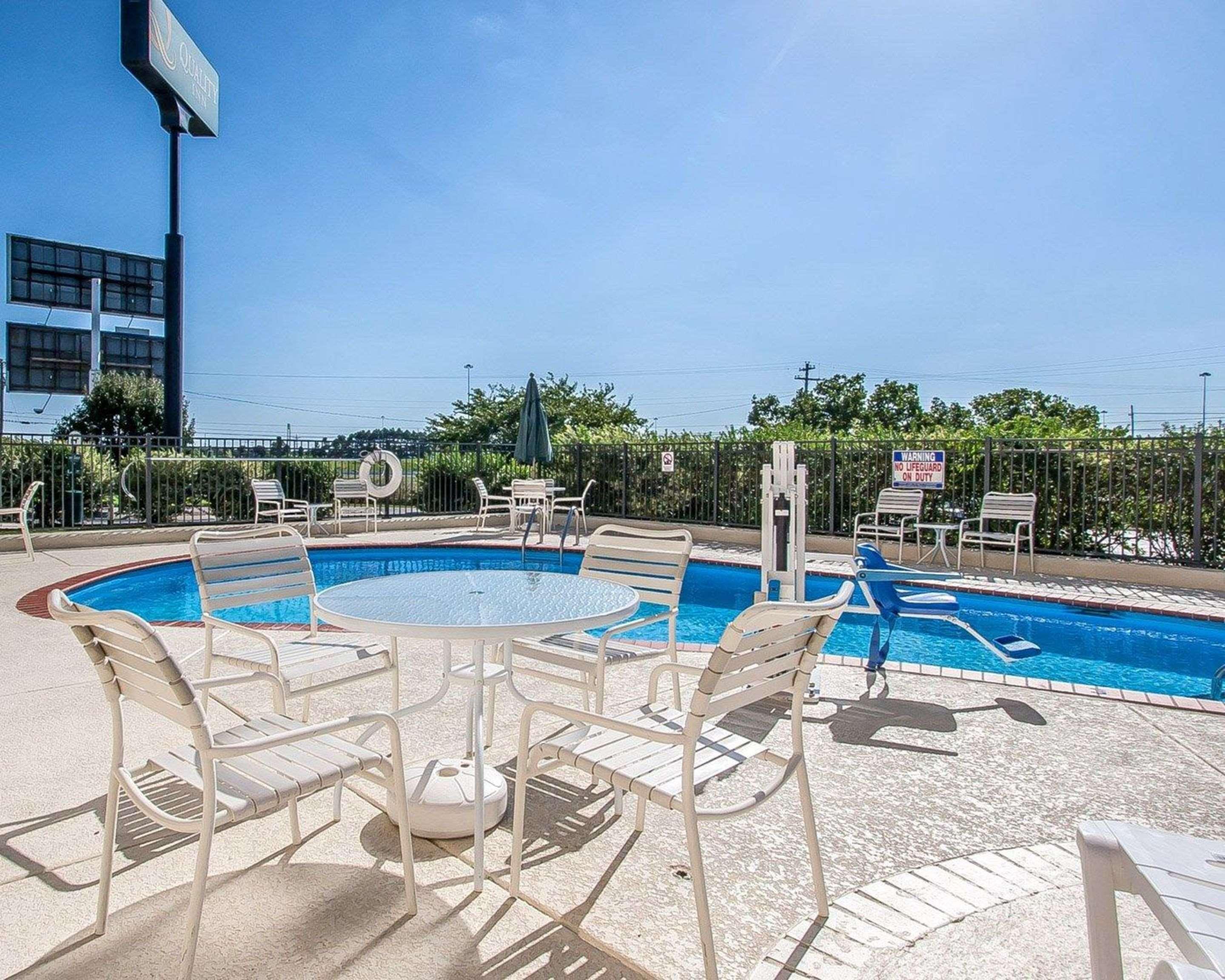 Quality Inn Murfreesboro-University Area Екстериор снимка