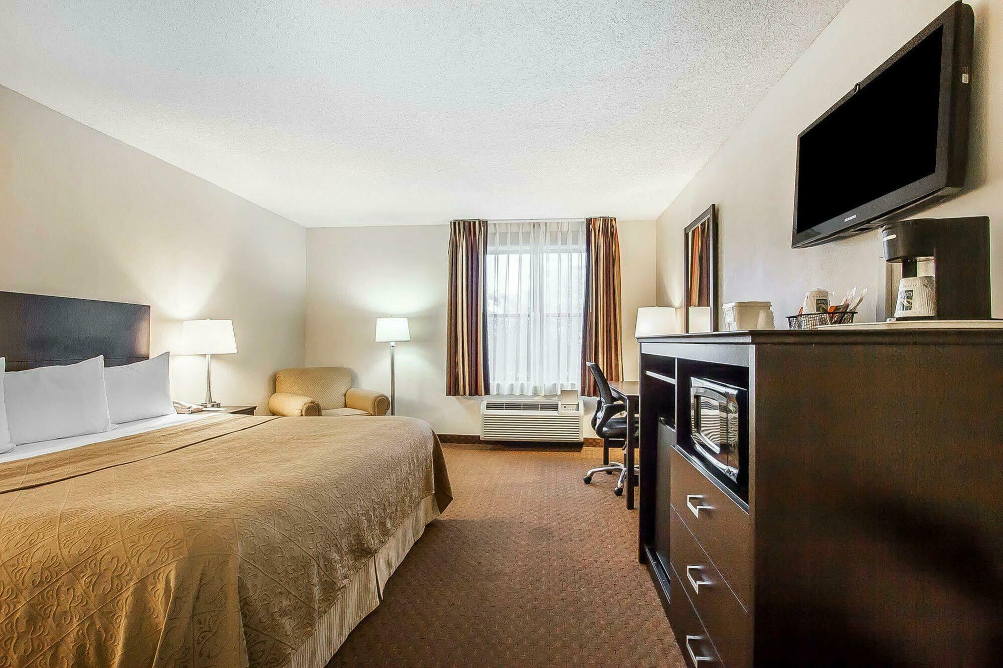Quality Inn Murfreesboro-University Area Екстериор снимка